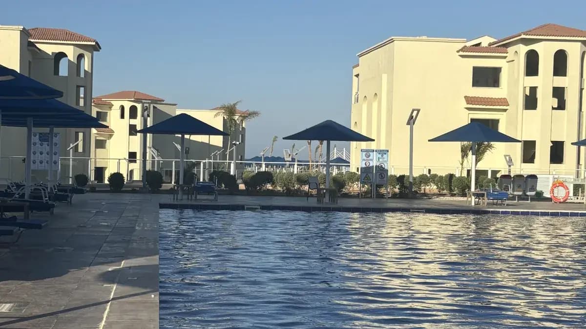 Poolbereich im Albatros Makadi Resort 1