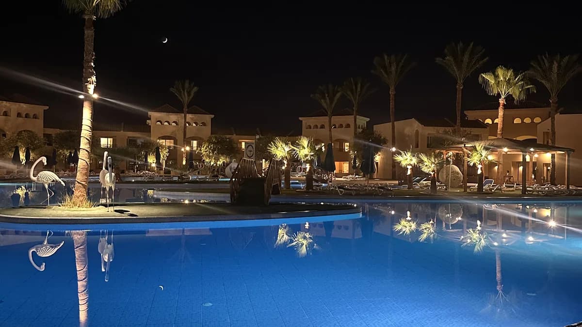 Poolbereich im Cleopatra Luxury Beach Resort Makadi Bay 1